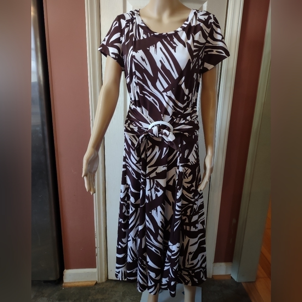 True Envy woman size 14 dress